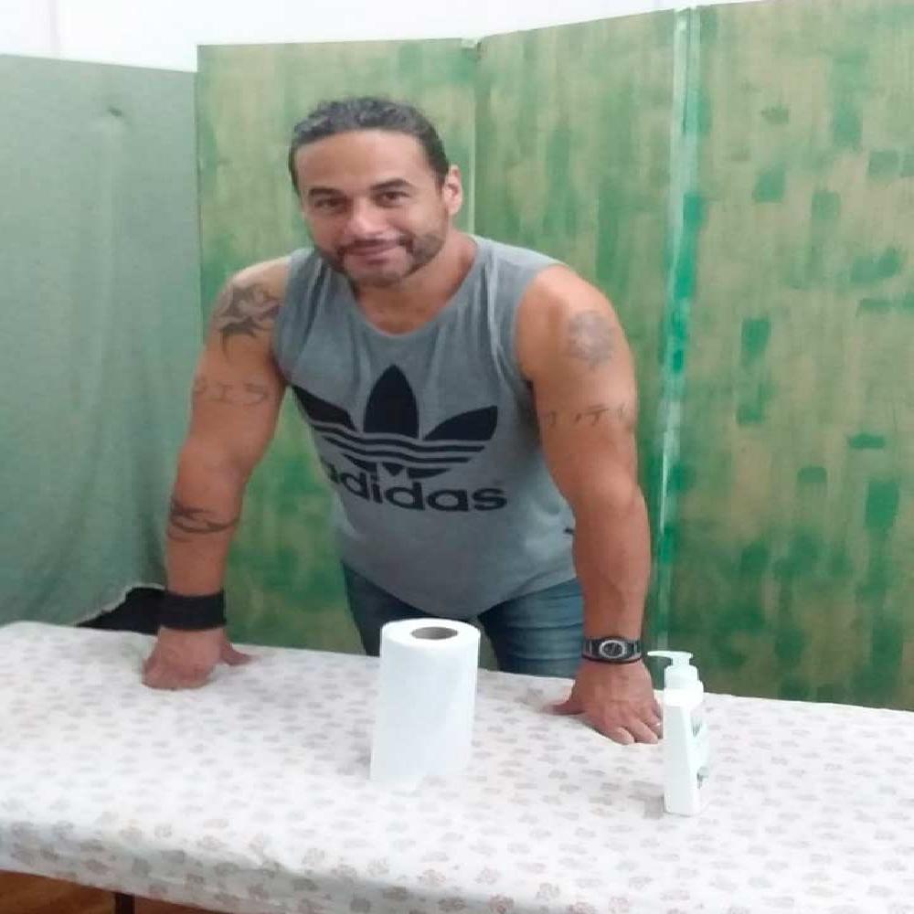 Leonardo Masajista Zona Microcentro